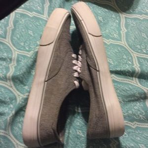 Women Bongo Tennis shoes